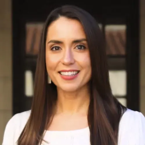 dixie valdez headshot